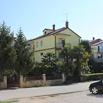 Apartments With A Parking Space Umag - 2539