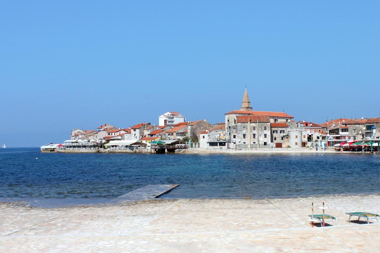 With A Parking Space - 2539 Umag